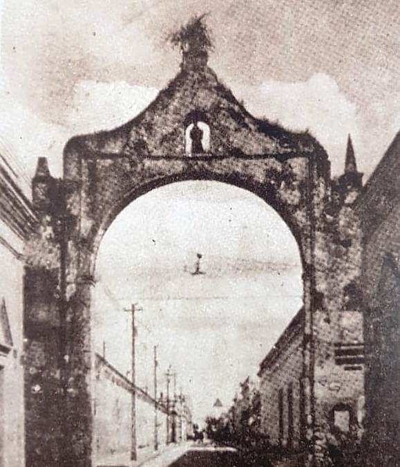 ARCO DE LOS DRAGONES EN DOS TIEMPOS