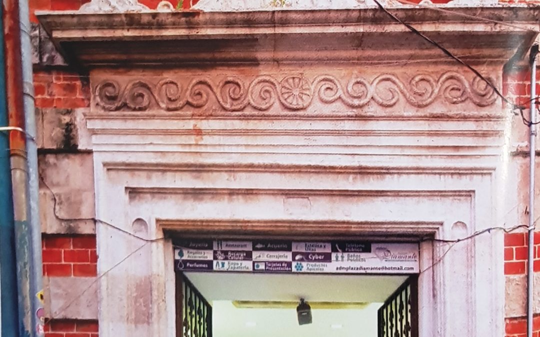 LA CASA DE LOS LADRILLOS O CASA CÁRDENAS EN DOS TIEMPOS