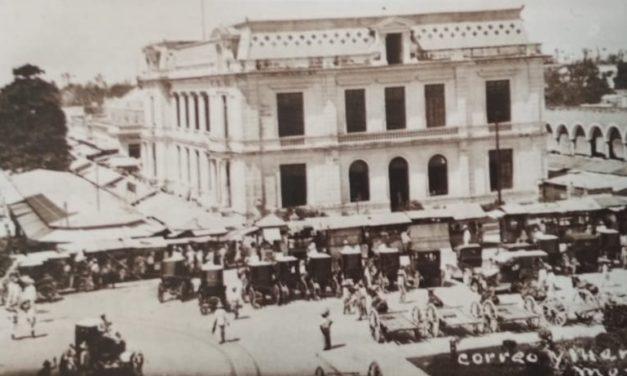 EL EDIFICIO DE CORREOS, EN DOS TIEMPOS