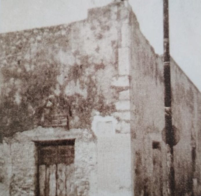 LA ESQUINA DEL MONIFATO, EN DOS TIEMPOS