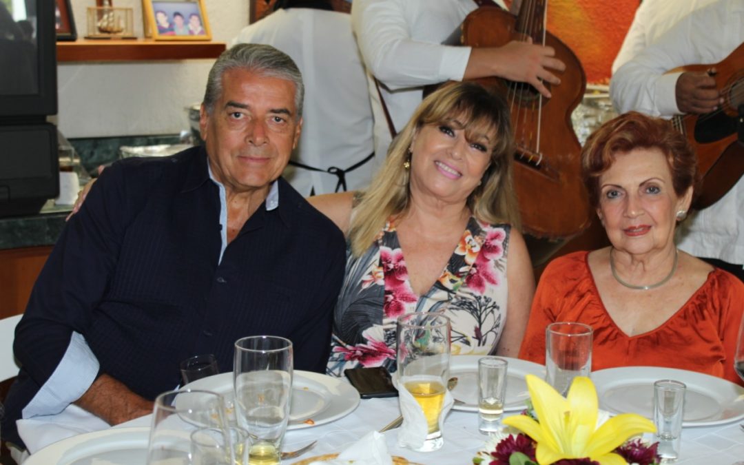 CUMPLEAÑOS DR. LUIS ALBERTO NAVARRETE RUIZ DEL HOYO