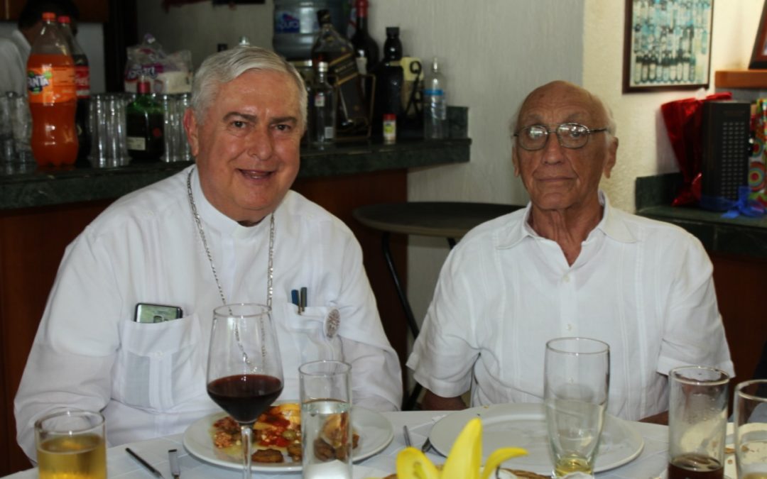 CUMPLEAÑOS DR. LUIS ALBERTO NAVARRETE RUIZ DEL HOYO