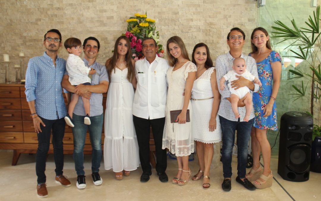 CÉSAR BRICEÑO, ANDRÉS POSADA, PATRICIO POSADA MARÍA TERESA BRICEÑO, CÉSAR BRICEÑO NAVARRETE, ESTEFANÍA BRICEÑO, MARÍA CASTRO DE BRICEÑO, ESTEBAN BRICEÑO, PAOLO POSADA Y ALE ONGAY