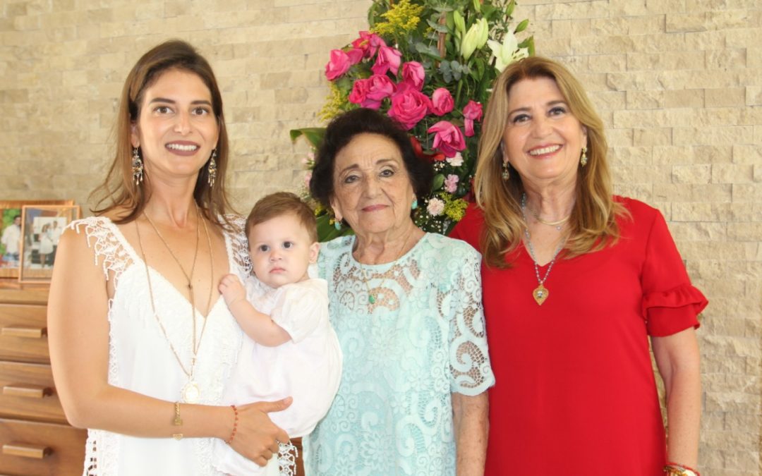 CUATRO GENERACIONES DE SARITAS