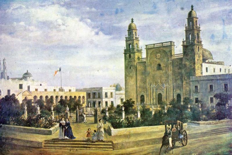 La plaza grande y la catedral de Mérida