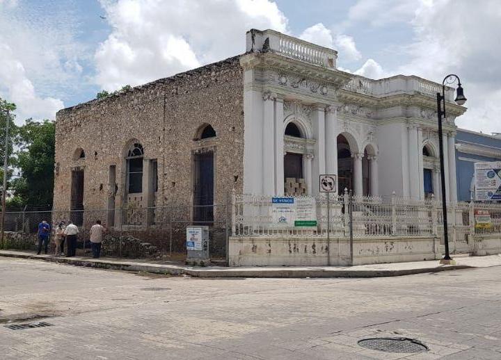 MICROEMPRESAS Y AUTOEMPLEO EN LAS GENEALOGIAS ESPERANZA  Y MIRAFLORES