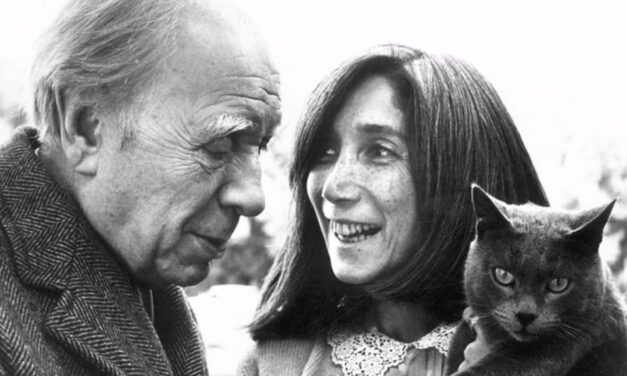 EL BORGES DE KODAMA: NO AMANECE DE NOCHE