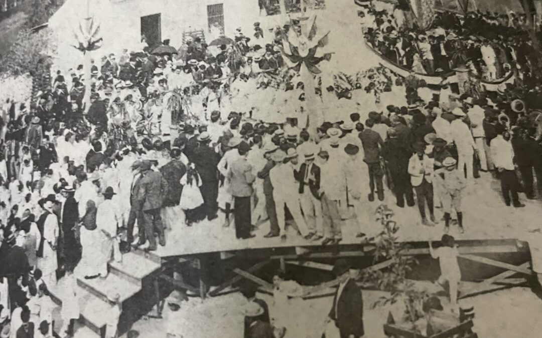 INAUGURACIÓN DE LA ESTATUA DE JUSTO SIERRA 