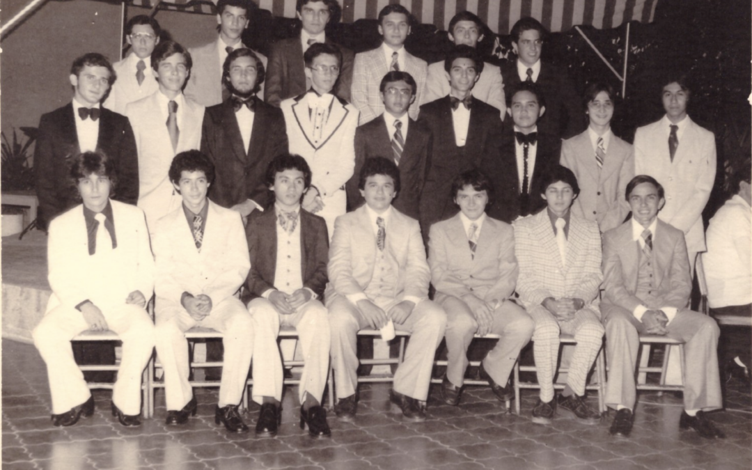 ALUMNOS Y MAESTROS DEL CUM
