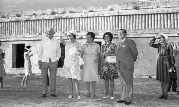 Célebre visita de su Majestad Isabel II a Yucatán