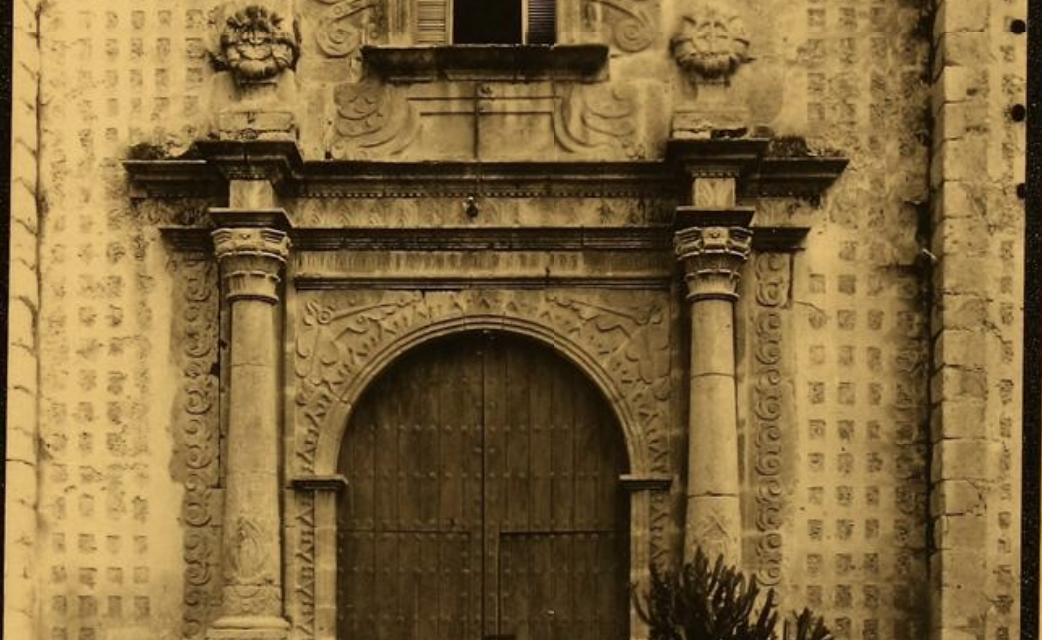 Entrada de la Iglesia de Tercera Orden