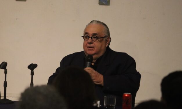 Presentación del libro «Vivir Mata» de Gonzalo Navarrete en el Mérida Fest